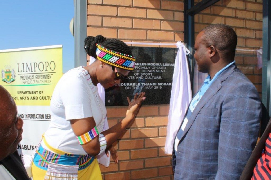 Sekhweni Charles Modika Library officially handed over to the community of Maphalle and surrounding villages during the official opening ceremony led  by MEC For Sport, Arts and Culture Ms. Thandi Moraka